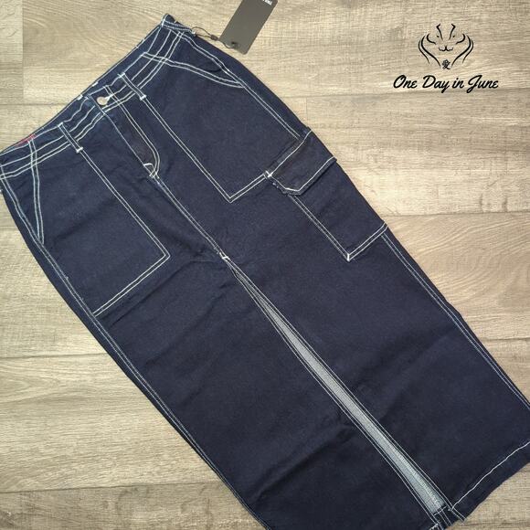 True Religion Denim Cargo Maxi Skirt Size 28 (6) - Picture 1 of 5